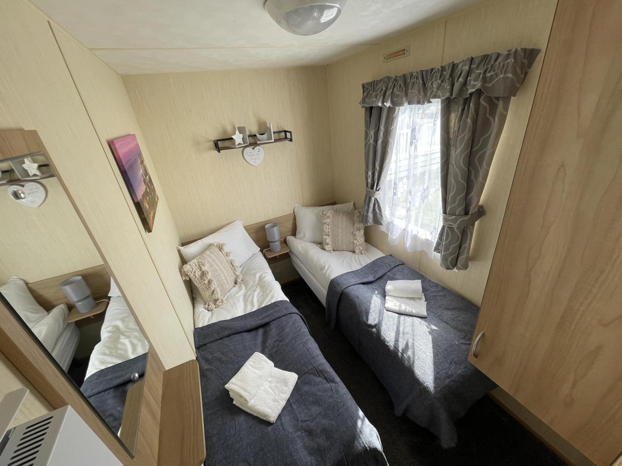 3 Bedroom Caravan, Edi Rita, Robin Hood, Pet Friendly Meliden Exteriör bild